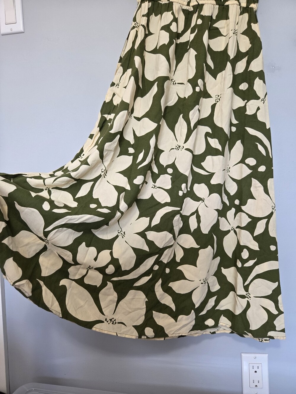 NEW ​Patrons of Peace Floral V Neck Corset Style Ruffle Maxi Dress Sz S 🌿 - Picture 10 of 16